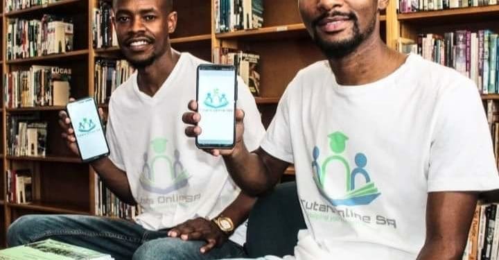 Thapelo Sadike and Bongani Khumalo who launched Tutars Online SA