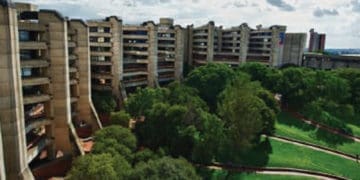 Johannesburg Business School hosted a webinar which addressed issues that SMMEs faced during COVID-19 and how they can navigate through this tough economic period.