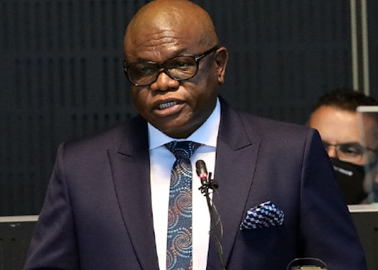 Mayor Geoff Makhubo of City of Joburg