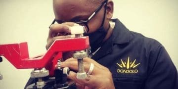 Vuyani Dondolo who manufactures Timepiece watches