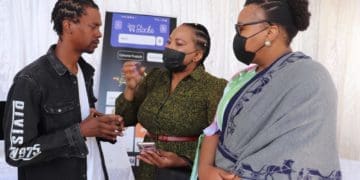 Free State entrepreneur Tumi Letsaba presenting to government officials