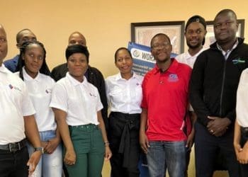 Software engineer Gloria Phakathi and her workers