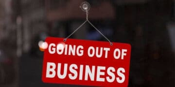 Small businesses struggling to stay afloat