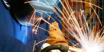 Small and medium-sized steel manufacturers are warning that they are being priced out of the market while thousands of jobs hang in the balance. Photo. Facebook