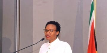 City of Tshwane Metro mayor Dr Nasiphi Moya announced a R5billion investment drive during the inaugural Tshwane Rising Investment Summit.