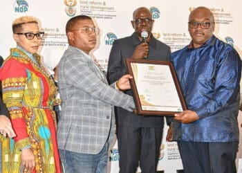 The land restitution initiative in Namakwa follows a similar handover in Alexandra Bay to the Richtersveld community last week, reinforcing the government’s drive to correct historical injustices through practical economic redress