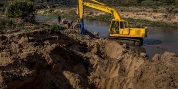 According to industry estimates, ASM contributes R30–40 billion annually to the economy, yet most of this activity remains undocumented.