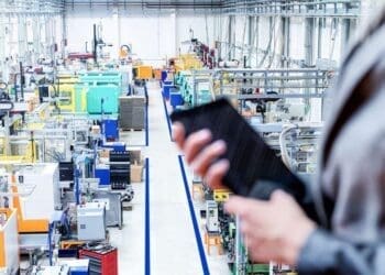 South Africa’s mining sector is showing renewed growth, but continued weakness in manufacturing is raising concerns about uneven economic recovery and SME participation.