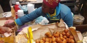 Informal food traders are experiencing a seasonal surge in demand as South Africans turn to hot meals, tea, coffee and vetkoek to stay warm during the winter months.