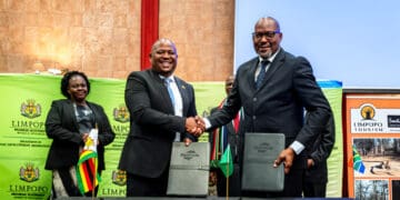 LEDA Group CEO Jason Ngobeni and ZimTrade CEO Allan Majuru formalise a strategic partnership through the signing of a MoU. Photo: LEDET