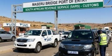 The South African🇿🇦 Revenue Service (SARS) has launched mandatory digital declaration system for all foreign-registered vehicles entering or leaving South Africa. Photo. SARS