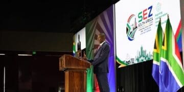 Deputy President Paul Mashatile delivers the keynote address at the second International Special Economic Zones Conference in Durban, where he highlighted the role of South Africa’s 13 Special Economic Zones in driving industrialisation, investment and opportunities.

Photo: GCIS